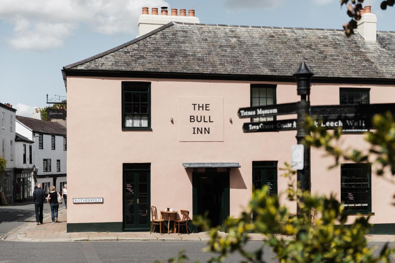 The Bull Inn Totnes Buitenkant foto