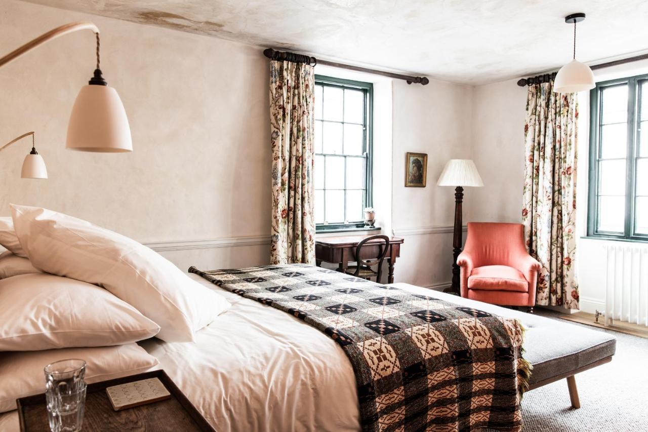 The Bull Inn Totnes Buitenkant foto